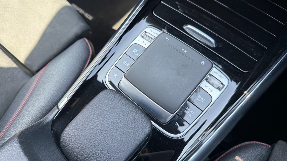 Mercedes-Benz B-Class B200d AMG Line Executive 5dr Auto Diesel Hatchback - Image 13