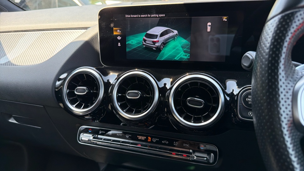 Mercedes-Benz B-Class B200d AMG Line Executive 5dr Auto Diesel Hatchback - Image 20