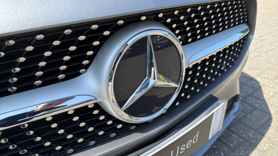 Mercedes-Benz B-Class B200d AMG Line Executive 5dr Auto Diesel Hatchback - Image 23
