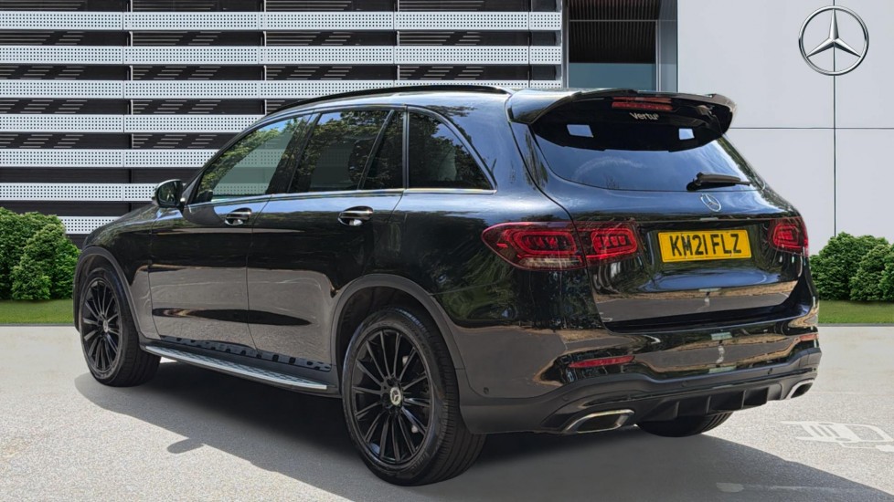 Mercedes-Benz GLC 300d 4Matic AMG Line Premium 5dr 9G-Tronic Diesel Estate - Image 2