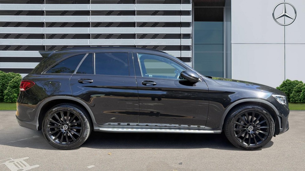 Mercedes-Benz GLC 300d 4Matic AMG Line Premium 5dr 9G-Tronic Diesel Estate - Image 5