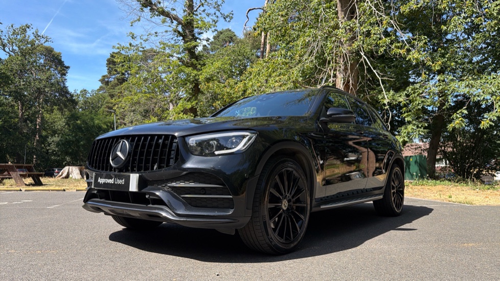 Mercedes-Benz GLC 300d 4Matic AMG Line Premium 5dr 9G-Tronic Diesel Estate - Image 25