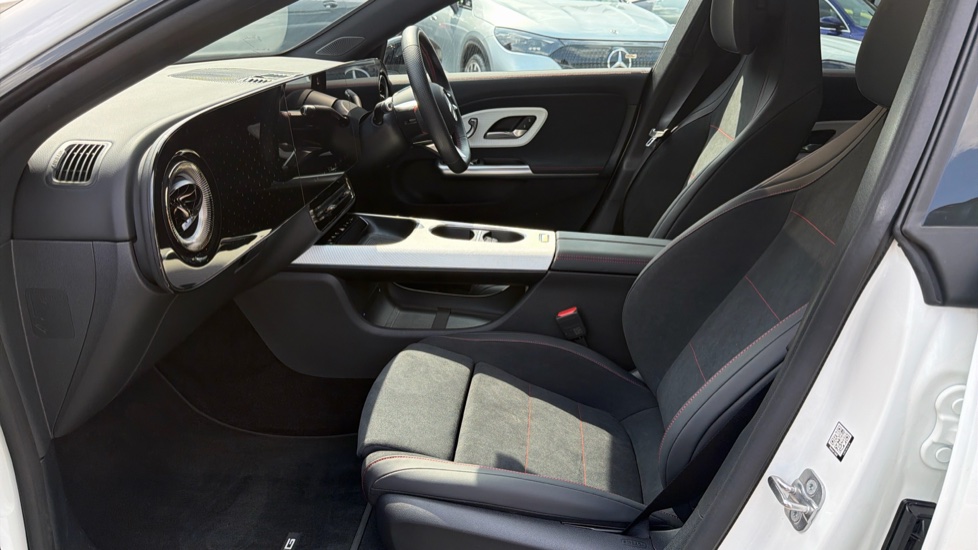 Mercedes-Benz CLA 250+ 200kW EQ AMG Line Prem Ed 85kWh 4dr Auto Electric Saloon - Image 31