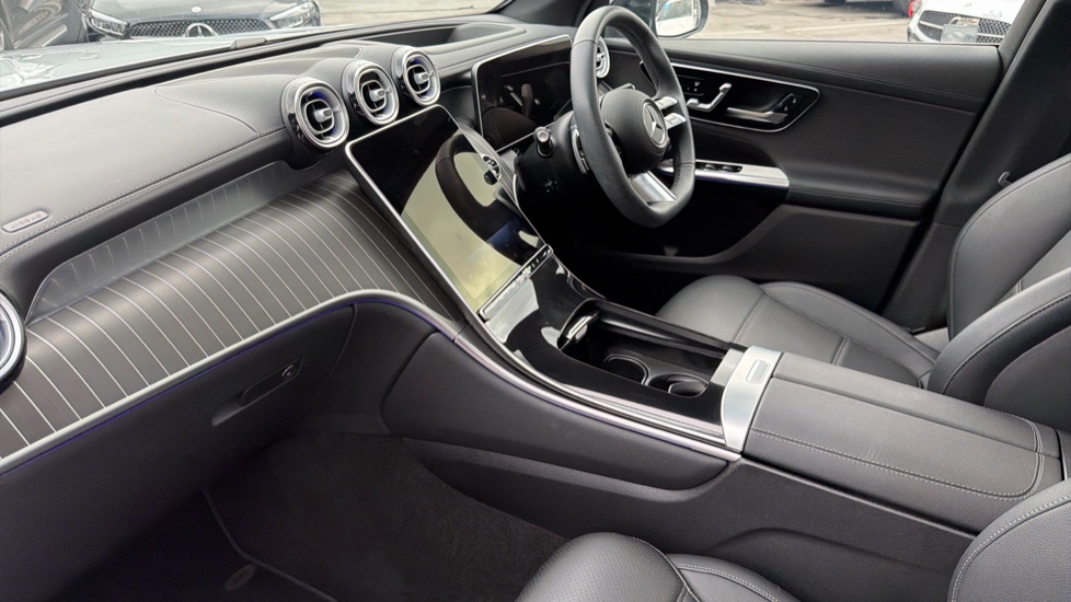 Mercedes-Benz GLC 300e 4Matic AMG Line Prem Plus 5dr 9G-Tronic Estate - Image 9
