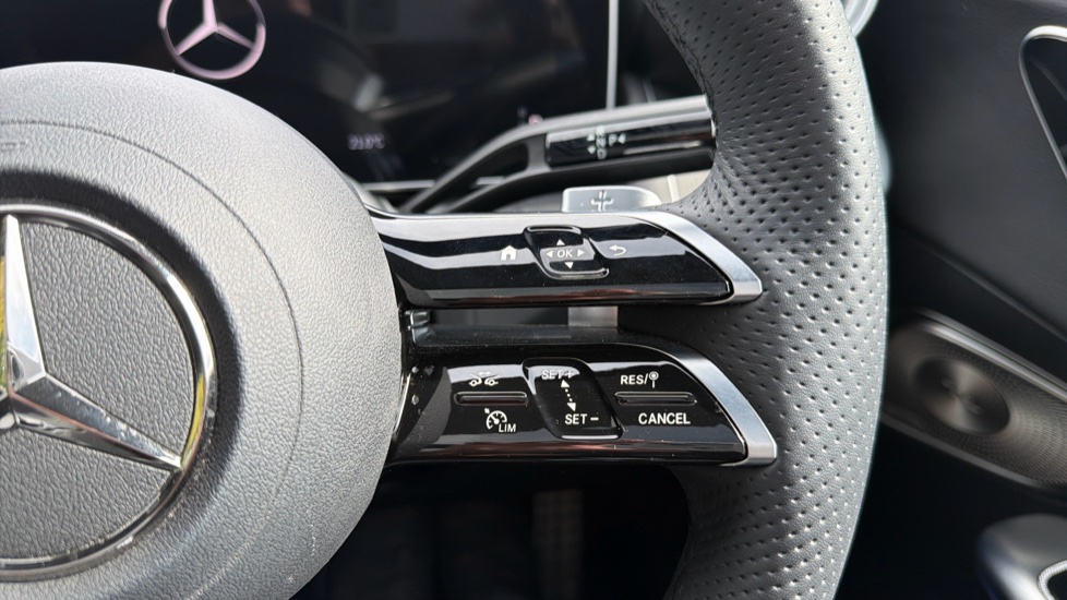 Mercedes-Benz GLC 300e 4Matic AMG Line Prem Plus 5dr 9G-Tronic Estate - Image 20