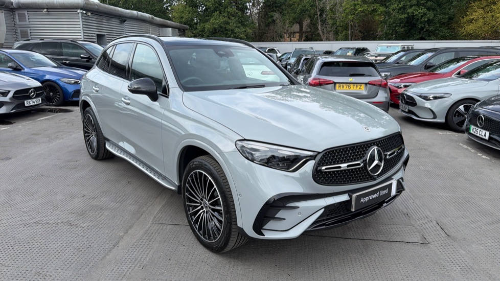 Mercedes-Benz GLC 300e 4Matic AMG Line Prem Plus 5dr 9G-Tronic Estate - Image 21