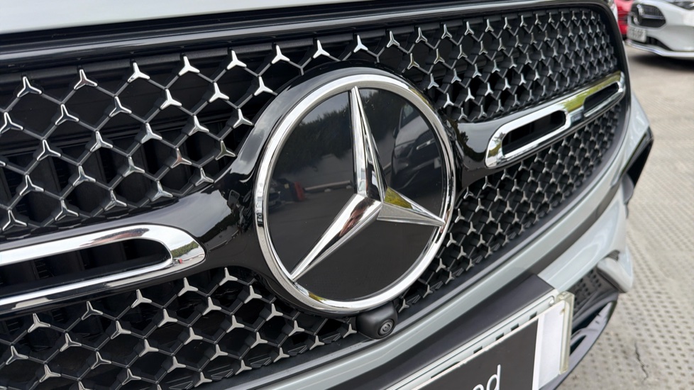 Mercedes-Benz GLC 300e 4Matic AMG Line Prem Plus 5dr 9G-Tronic Estate - Image 24