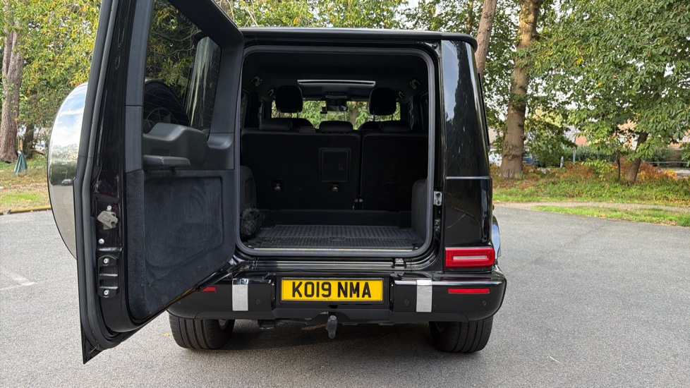 Mercedes-Benz G-Class G350d AMG Line Premium 5dr 9G-Tronic Diesel Station Wagon - Image 4