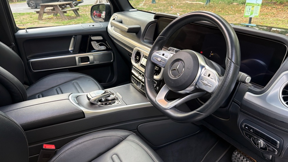 Mercedes-Benz G-Class G350d AMG Line Premium 5dr 9G-Tronic Diesel Station Wagon - Image 11