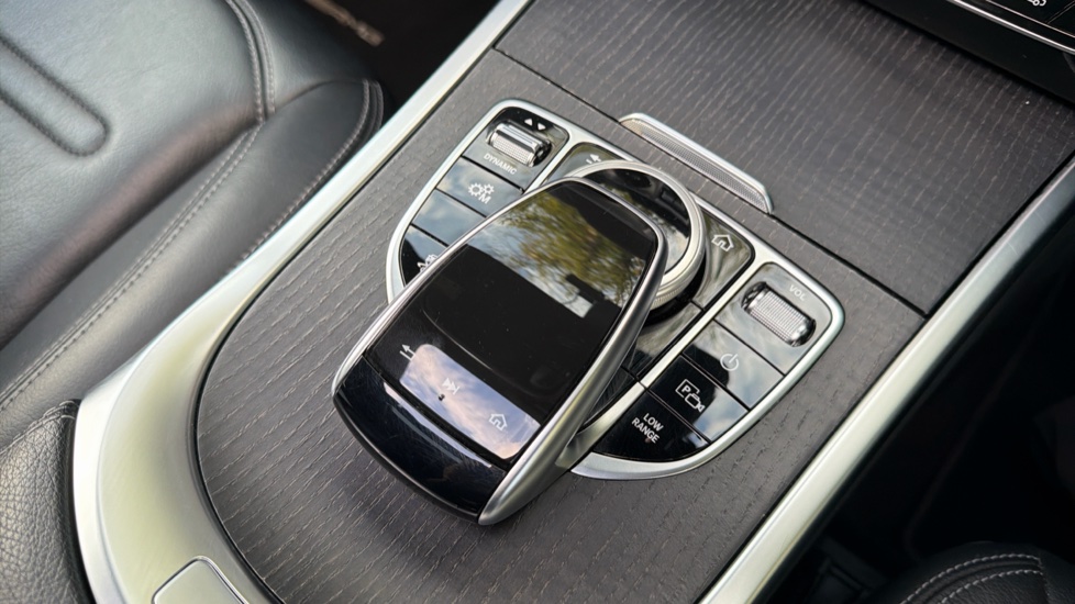 Mercedes-Benz G-Class G350d AMG Line Premium 5dr 9G-Tronic Diesel Station Wagon - Image 13