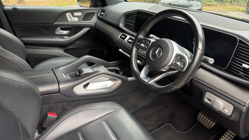 Mercedes-Benz GLE 300d 4Matic AMG Line 5dr 9G-Tronic Diesel Estate - Image 11