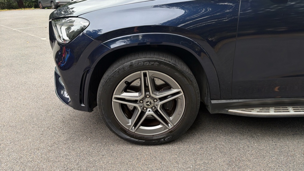 Mercedes-Benz GLE 300d 4Matic AMG Line 5dr 9G-Tronic Diesel Estate - Image 27