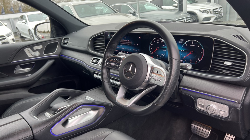 Mercedes-Benz GLE 350d 4Matic AMG Line Prem 5dr 9G-Tronic [7 St] Diesel Estate - Image 11