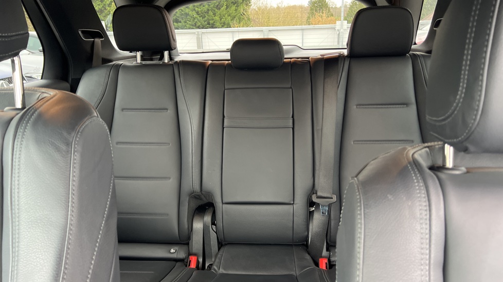 Mercedes-Benz GLE 350d 4Matic AMG Line Prem 5dr 9G-Tronic [7 St] Diesel Estate - Image 15