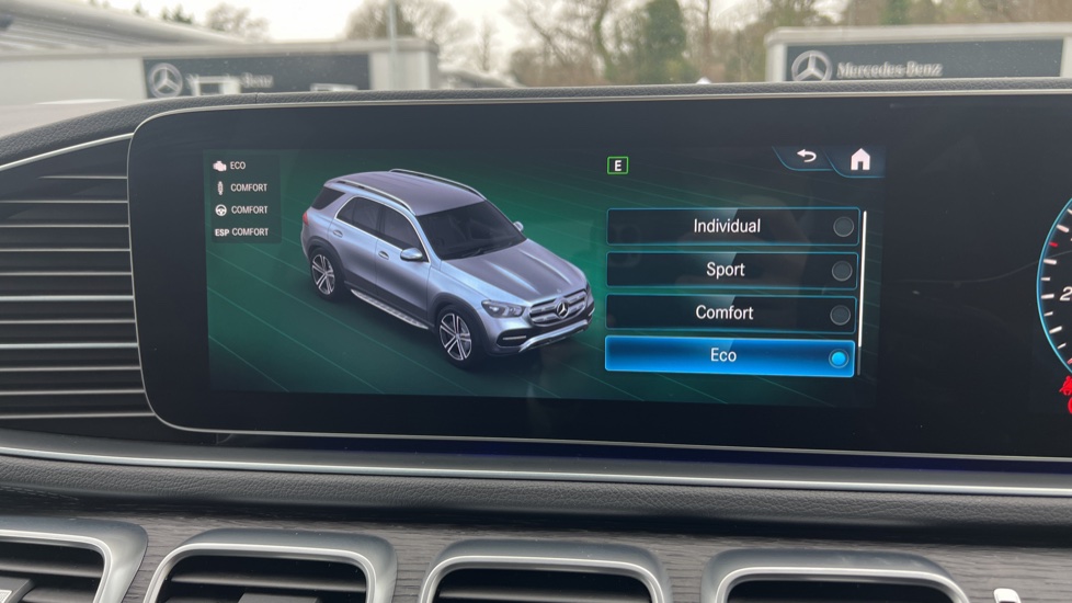 Mercedes-Benz GLE 350d 4Matic AMG Line Prem 5dr 9G-Tronic [7 St] Diesel Estate - Image 45