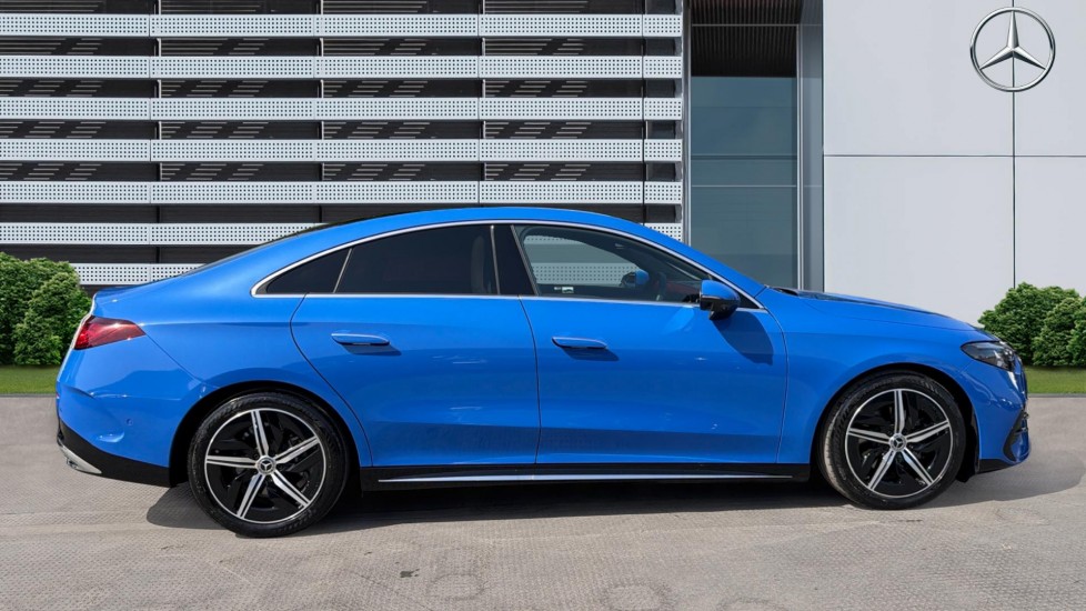 Mercedes-Benz CLA 180 AMG Line Executive 4dr Auto Petrol Saloon - Image 5