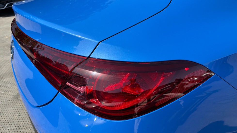 Mercedes-Benz CLA 180 AMG Line Executive 4dr Auto Petrol Saloon - Image 35