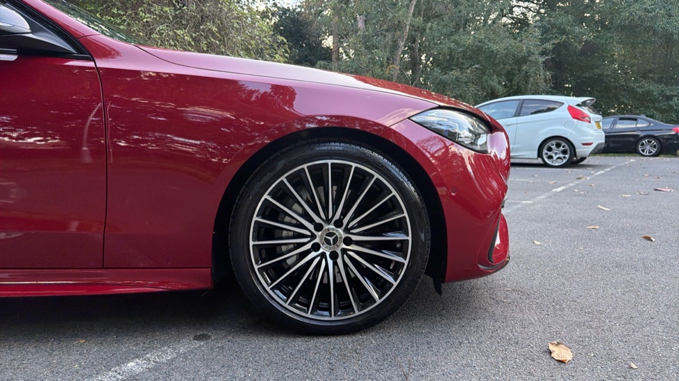 Mercedes-Benz C-Class C200 AMG Line Premium Plus 4dr 9G-Tronic Petrol Saloon - Image 7