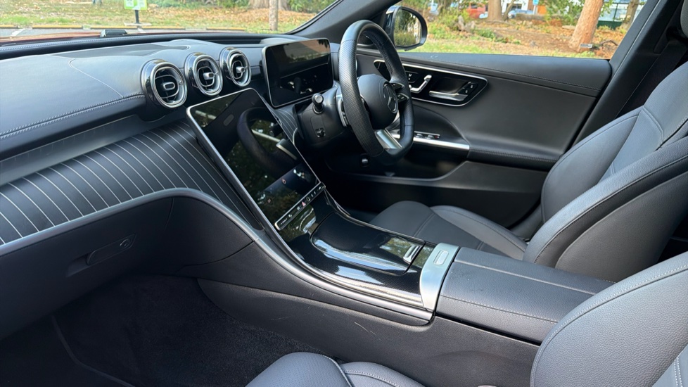 Mercedes-Benz C-Class C200 AMG Line Premium Plus 4dr 9G-Tronic Petrol Saloon - Image 9