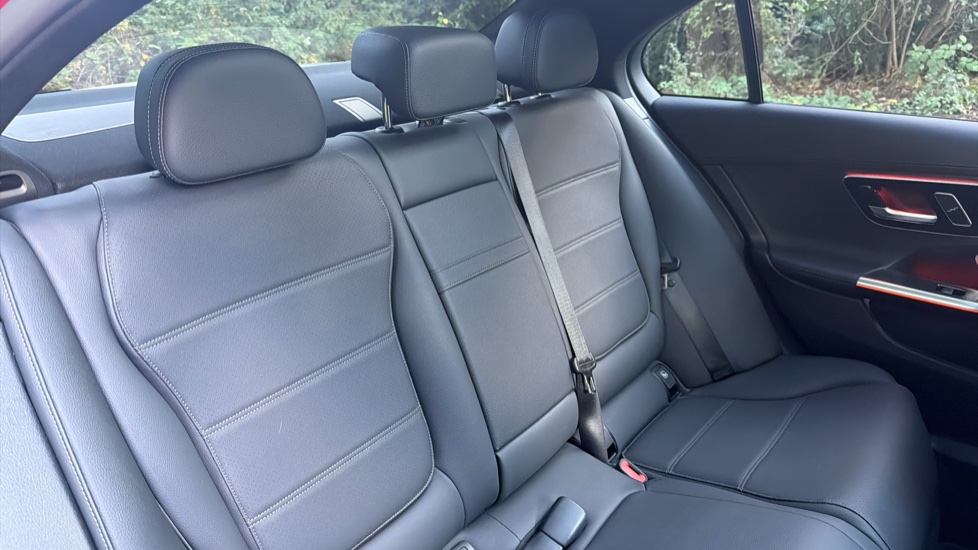 Mercedes-Benz C-Class C200 AMG Line Premium Plus 4dr 9G-Tronic Petrol Saloon - Image 16
