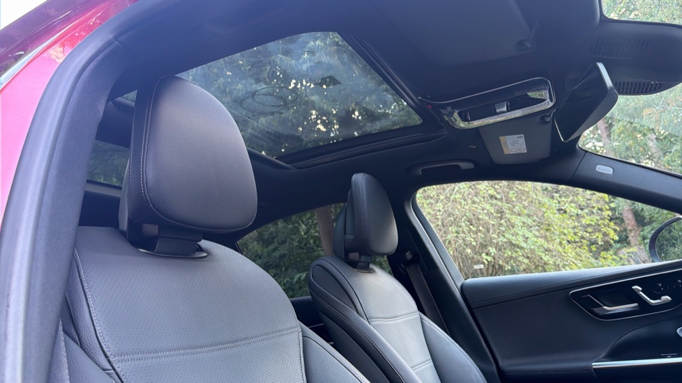 Mercedes-Benz C-Class C200 AMG Line Premium Plus 4dr 9G-Tronic Petrol Saloon - Image 19