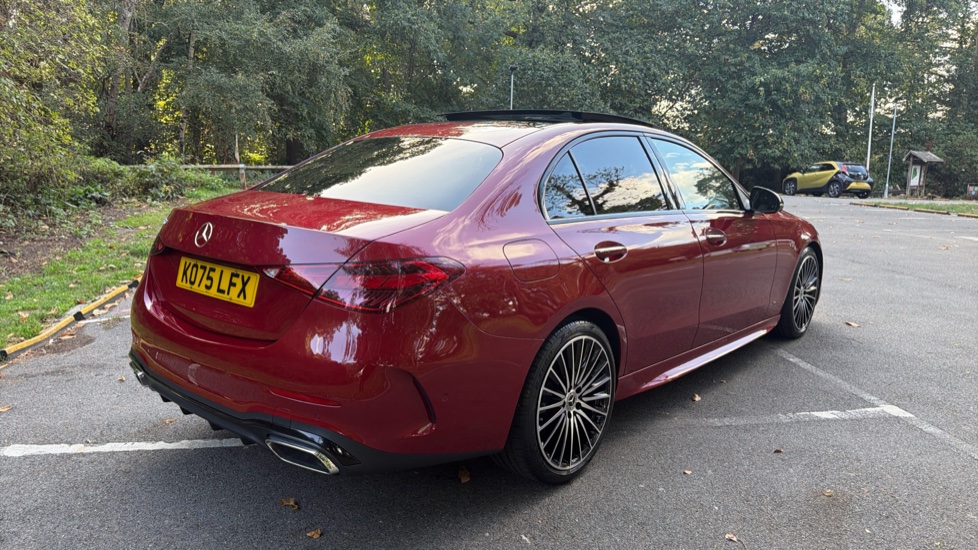 Mercedes-Benz C-Class C200 AMG Line Premium Plus 4dr 9G-Tronic Petrol Saloon - Image 25