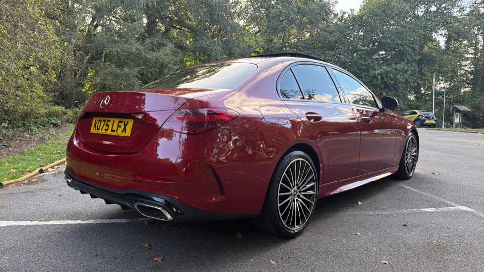 Mercedes-Benz C-Class C200 AMG Line Premium Plus 4dr 9G-Tronic Petrol Saloon - Image 26