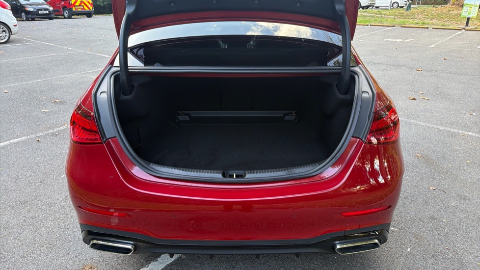 Mercedes-Benz C-Class C200 AMG Line Premium Plus 4dr 9G-Tronic Petrol Saloon - Image 27