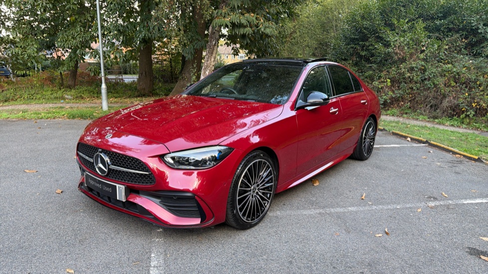 Mercedes-Benz C-Class C200 AMG Line Premium Plus 4dr 9G-Tronic Petrol Saloon - Image 33