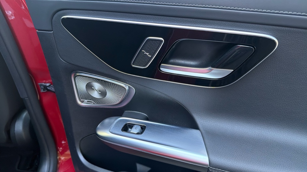 Mercedes-Benz C-Class C200 AMG Line Premium Plus 4dr 9G-Tronic Petrol Saloon - Image 41