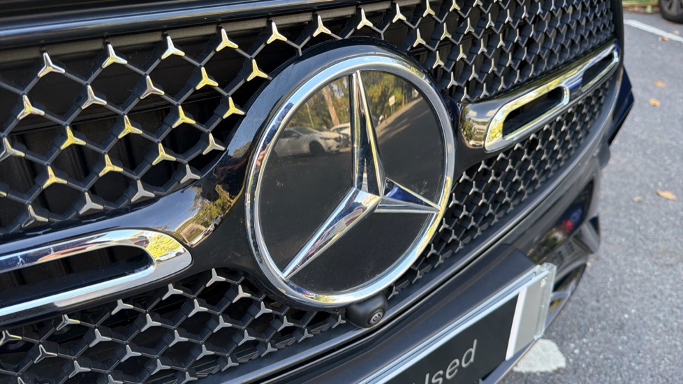 Mercedes-Benz GLC 300d 4Matic AMG Line Premium + 5dr 9G-Tronic Diesel Estate - Image 24