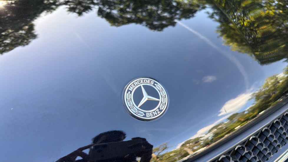 Mercedes-Benz GLC 300d 4Matic AMG Line Premium + 5dr 9G-Tronic Diesel Estate - Image 25