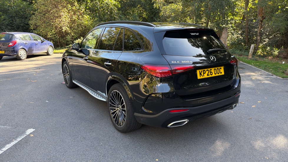 Mercedes-Benz GLC 300d 4Matic AMG Line Premium + 5dr 9G-Tronic Diesel Estate - Image 31