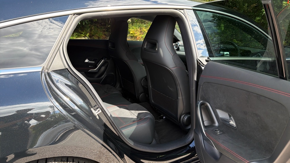 Mercedes-Benz CLA 180 AMG Line Executive 5dr Tip Auto Petrol Estate - Image 15