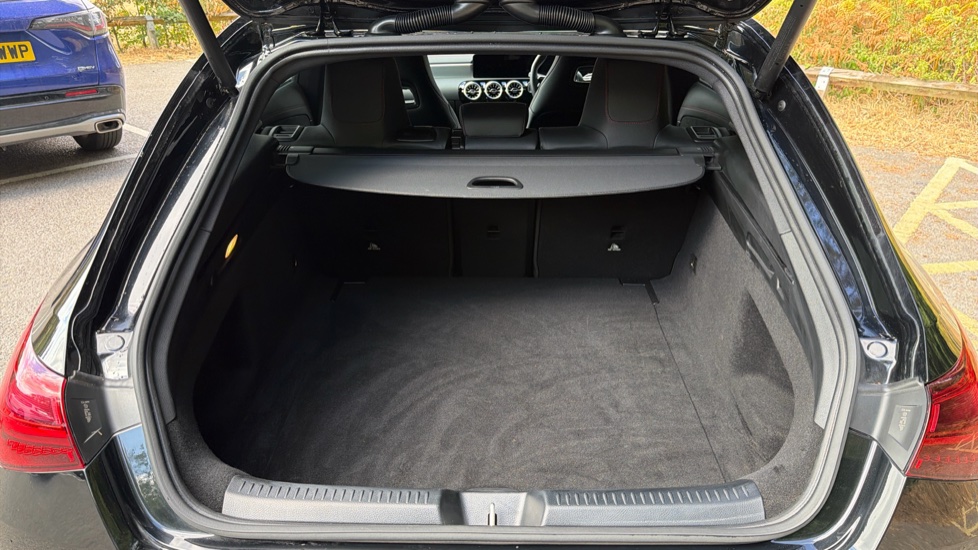 Mercedes-Benz CLA 180 AMG Line Executive 5dr Tip Auto Petrol Estate - Image 19