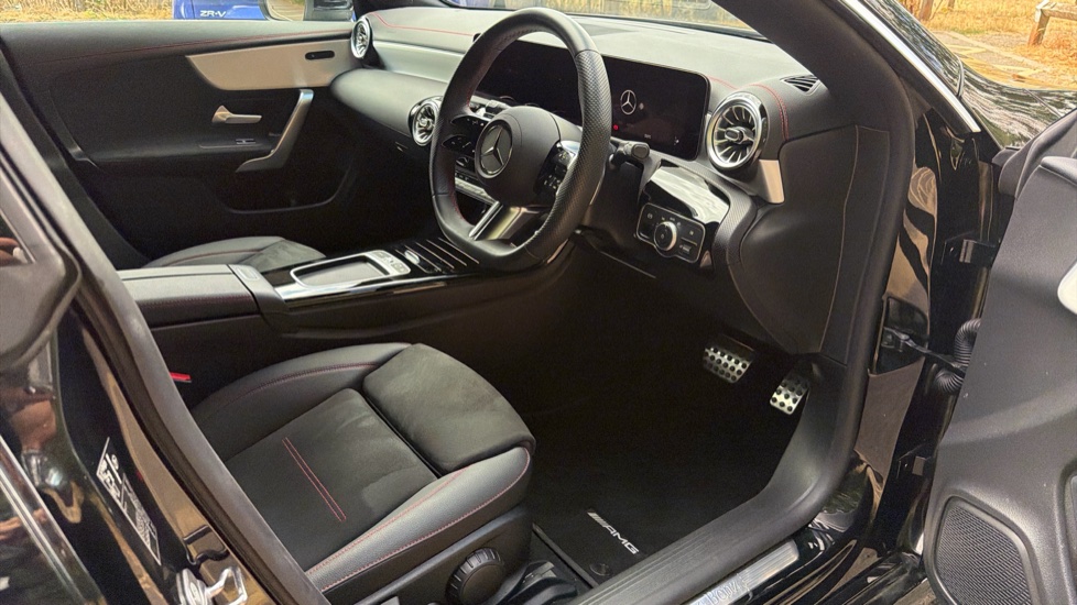 Mercedes-Benz CLA 180 AMG Line Executive 5dr Tip Auto Petrol Estate - Image 20