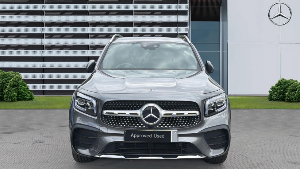 Mercedes-Benz GLB 220d 4Matic AMG Line Prem 5dr 8G-Tron [5 seat] Diesel Estate - Image 3