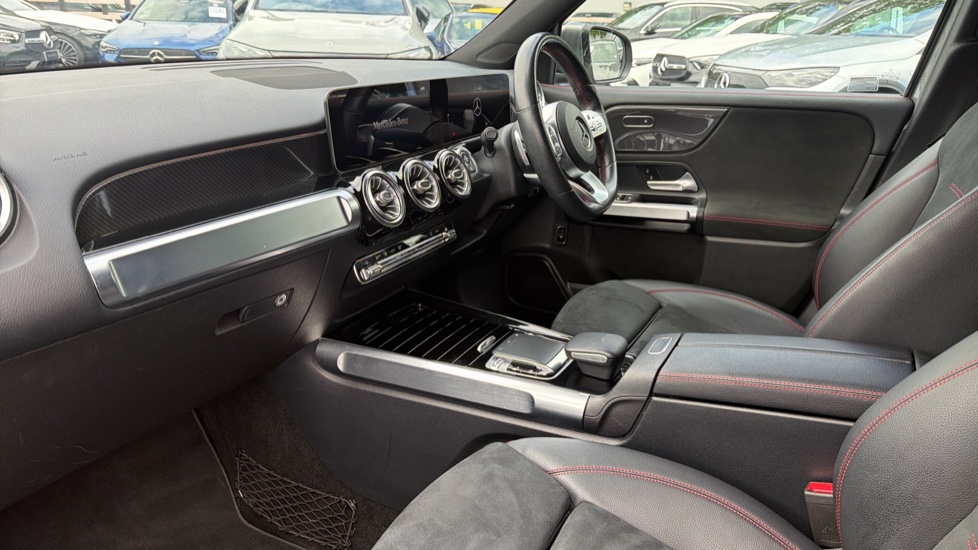 Mercedes-Benz GLB 220d 4Matic AMG Line Prem 5dr 8G-Tron [5 seat] Diesel Estate - Image 9