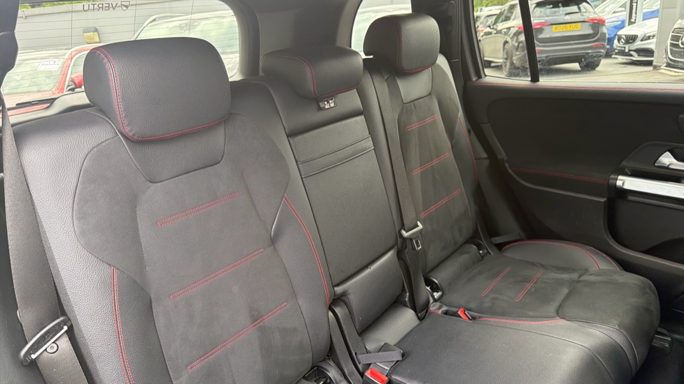Mercedes-Benz GLB 220d 4Matic AMG Line Prem 5dr 8G-Tron [5 seat] Diesel Estate - Image 16