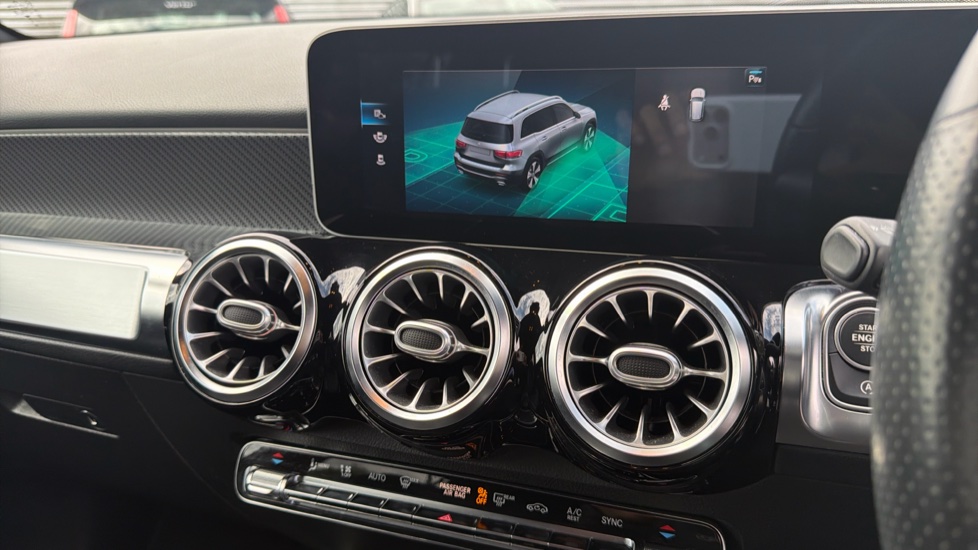 Mercedes-Benz GLB 220d 4Matic AMG Line Prem 5dr 8G-Tron [5 seat] Diesel Estate - Image 41