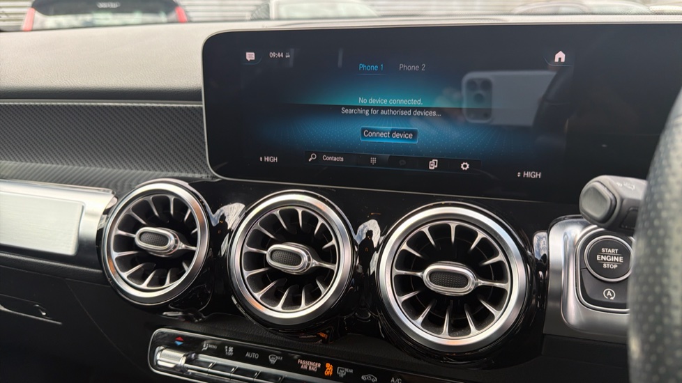 Mercedes-Benz GLB 220d 4Matic AMG Line Prem 5dr 8G-Tron [5 seat] Diesel Estate - Image 42