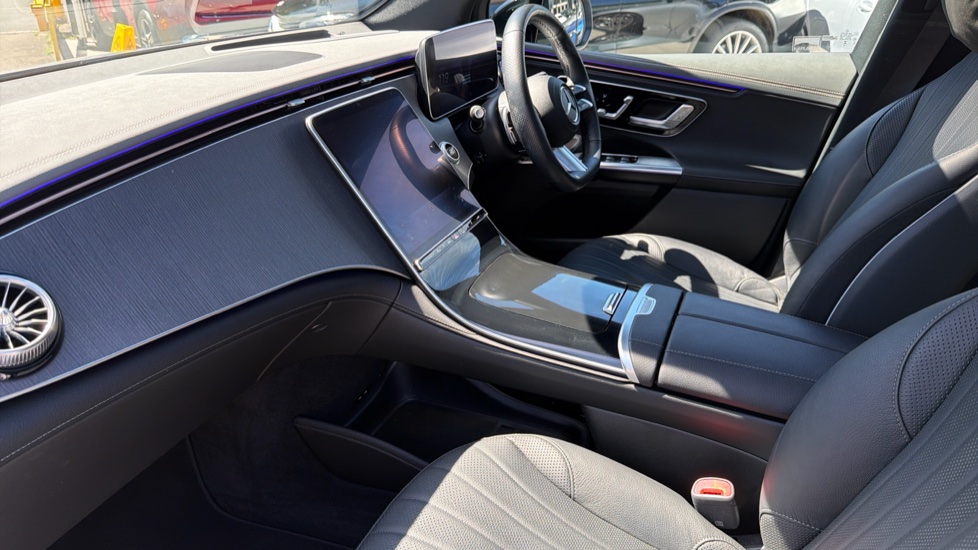 Mercedes-Benz Eqe 350 4M 215kW AMG Line Night Ed Prem+ 91kWh 5dr At Electric Estate - Image 9