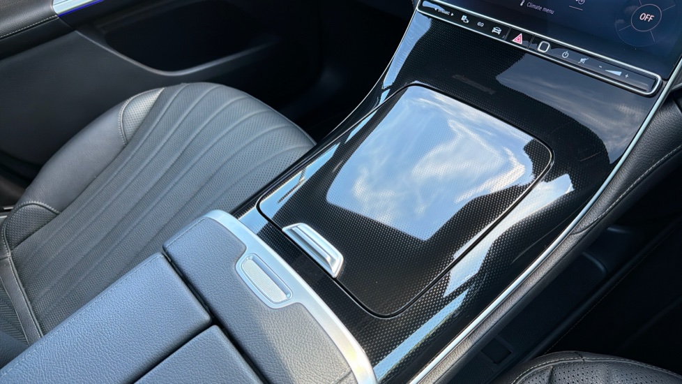 Mercedes-Benz Eqe 350 4M 215kW AMG Line Night Ed Prem+ 91kWh 5dr At Electric Estate - Image 13