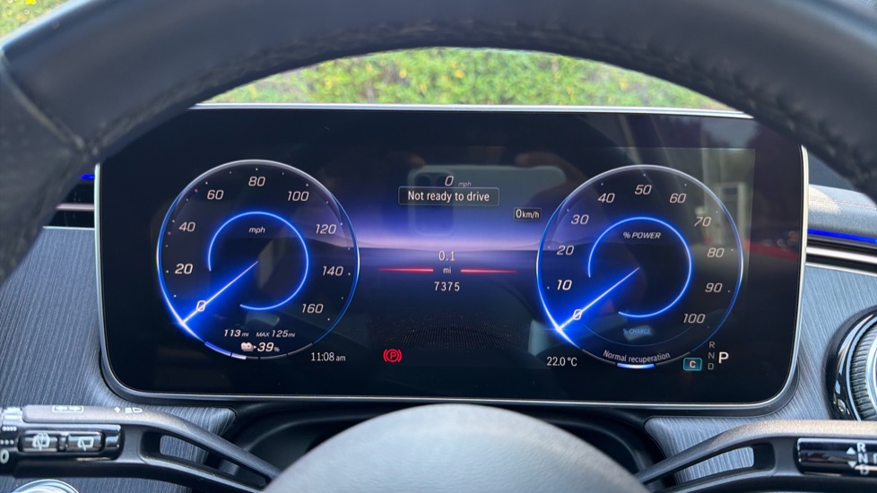 Mercedes-Benz Eqe 350 4M 215kW AMG Line Night Ed Prem+ 91kWh 5dr At Electric Estate - Image 18