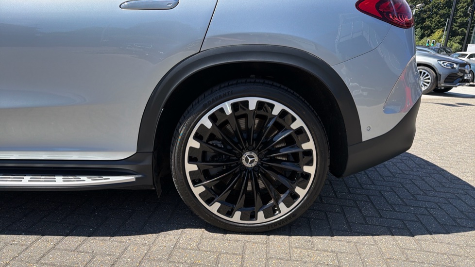 Mercedes-Benz Eqe 350 4M 215kW AMG Line Night Ed Prem+ 91kWh 5dr At Electric Estate - Image 29
