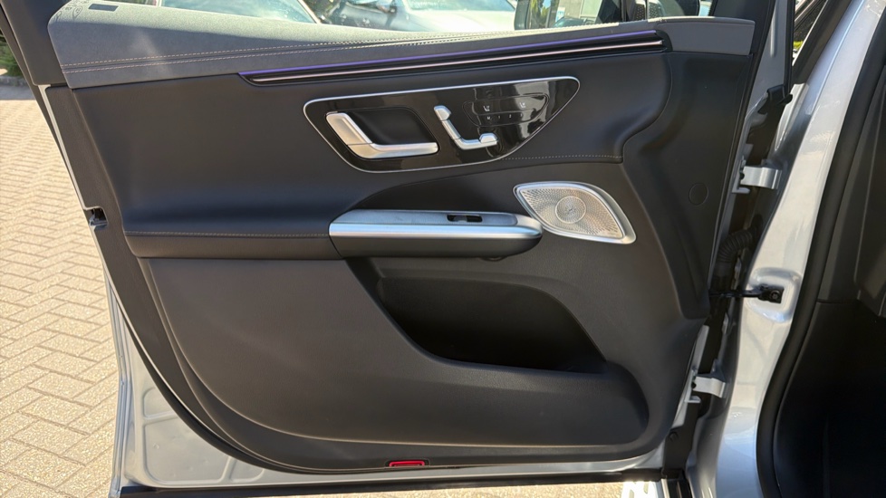 Mercedes-Benz Eqe 350 4M 215kW AMG Line Night Ed Prem+ 91kWh 5dr At Electric Estate - Image 35