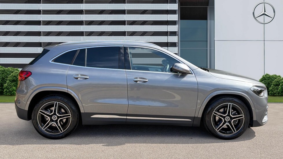 Mercedes-Benz GLA 220d 4Matic AMG Line Executive 5dr Auto Diesel Hatchback - Image 5