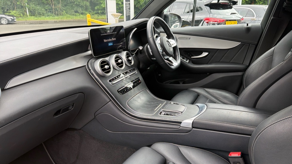 Mercedes-Benz GLC Coupe GLC 300d 4Matic AMG Line Premium 5dr 9G-Tronic Diesel Estate - Image 9