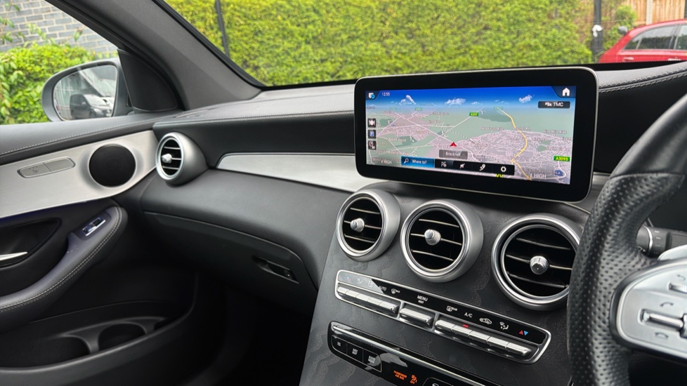 Mercedes-Benz GLC Coupe GLC 300d 4Matic AMG Line Premium 5dr 9G-Tronic Diesel Estate - Image 14