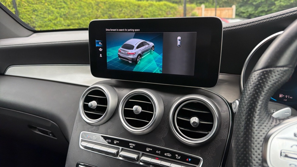 Mercedes-Benz GLC Coupe GLC 300d 4Matic AMG Line Premium 5dr 9G-Tronic Diesel Estate - Image 17